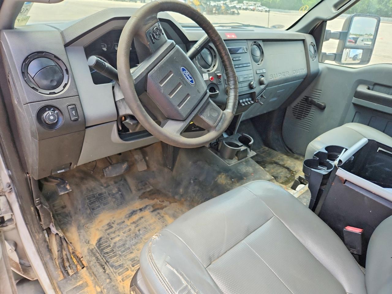 2012 FORD F450