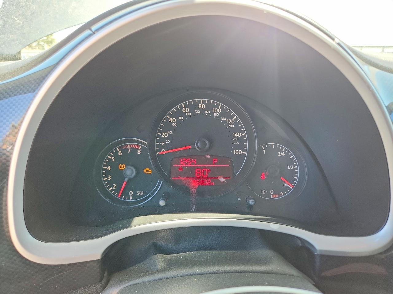 2012 VOLKSWAGEN BEETLE