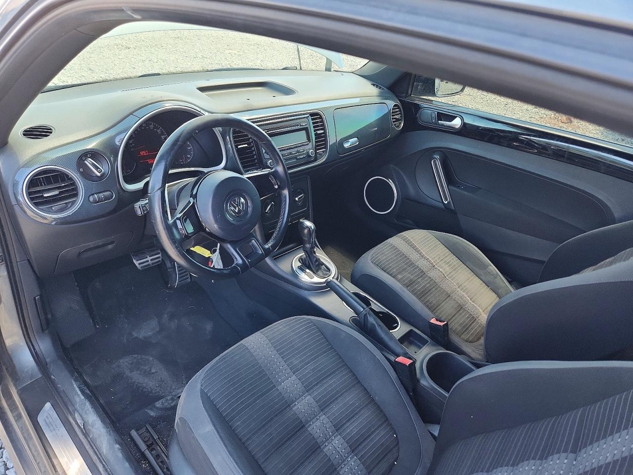 2012 VOLKSWAGEN BEETLE