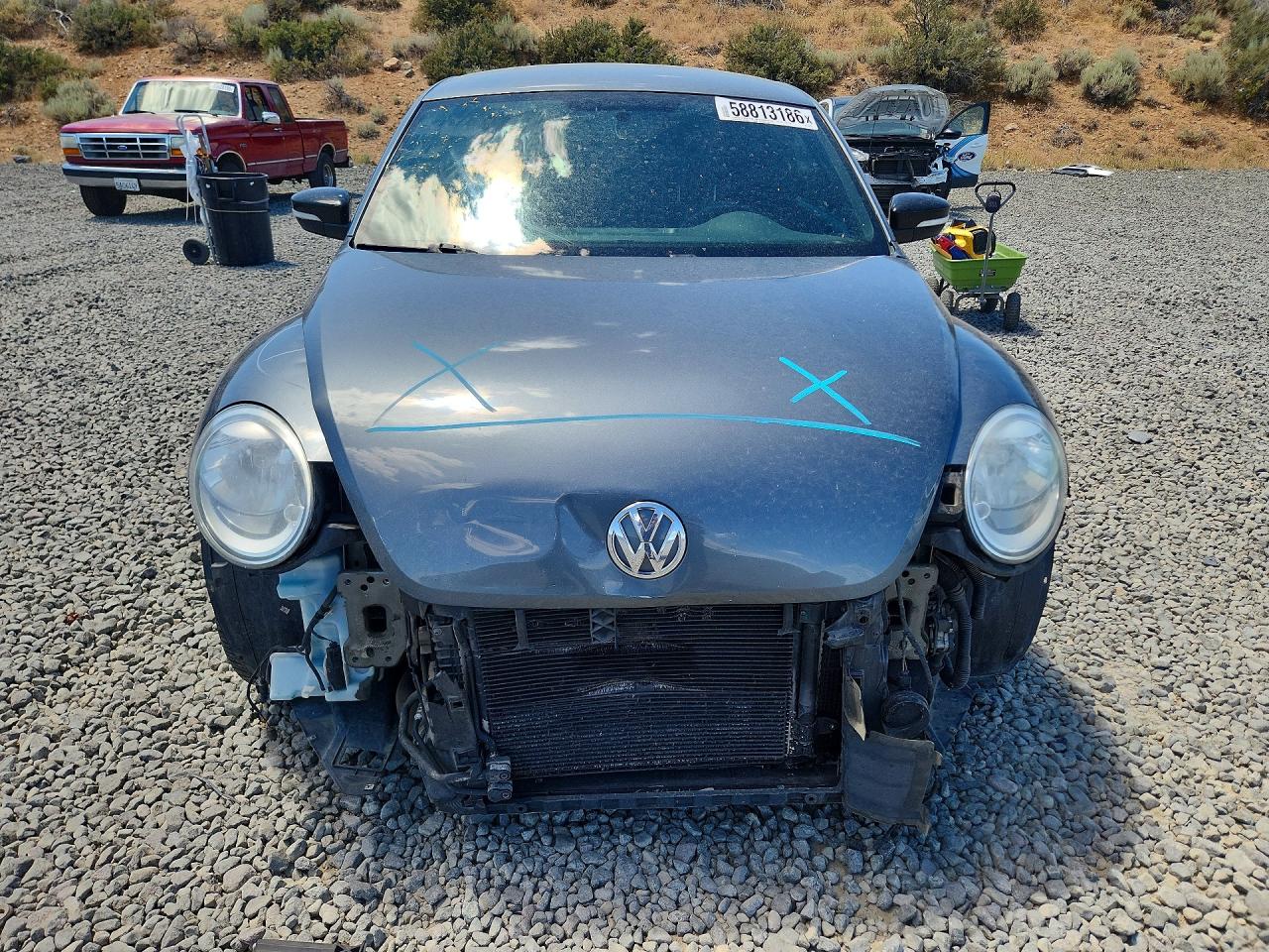 2012 VOLKSWAGEN BEETLE