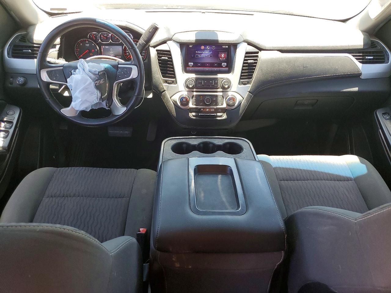 2015 GMC YUKON
