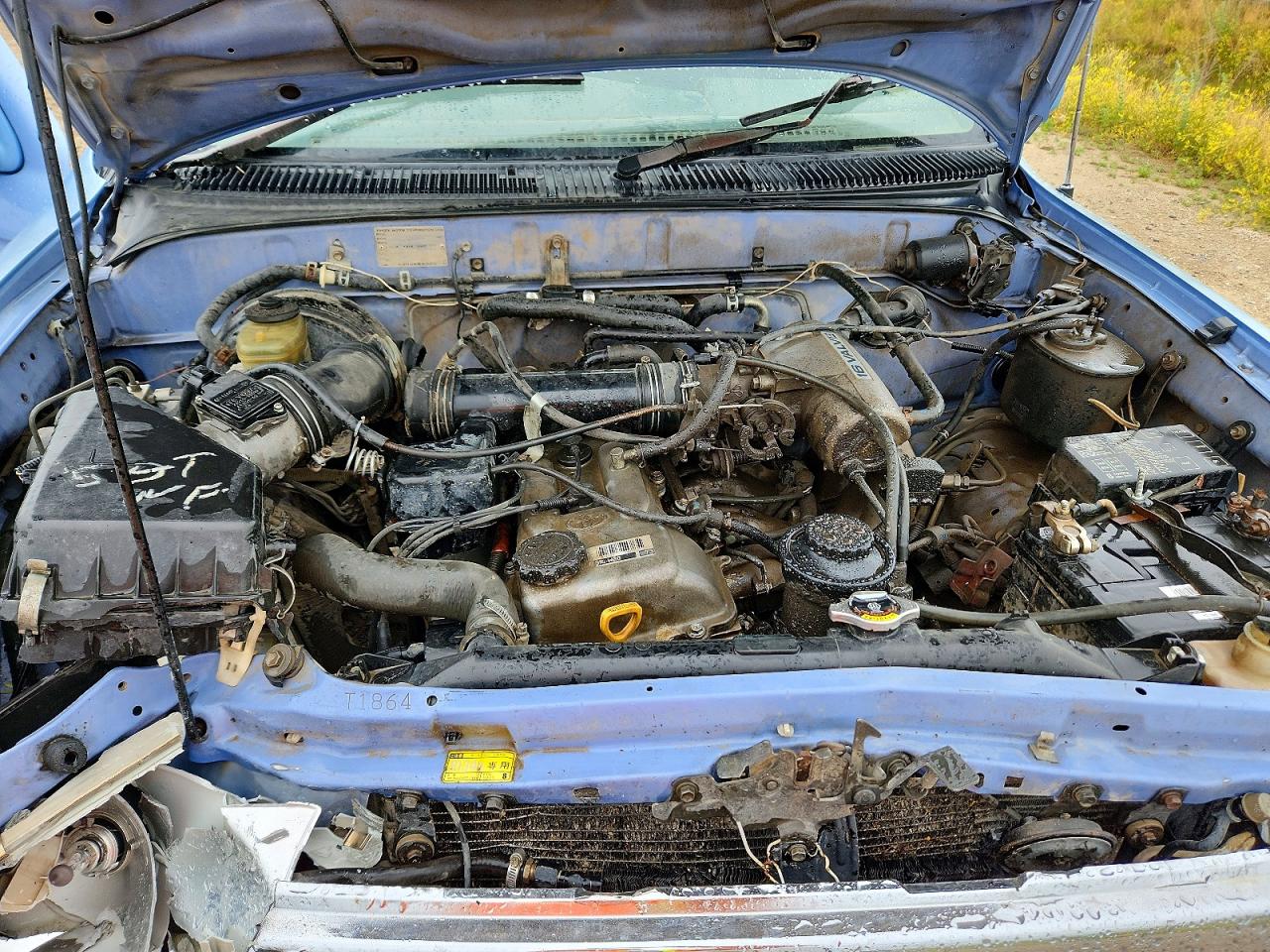 1996 TOYOTA HILUX