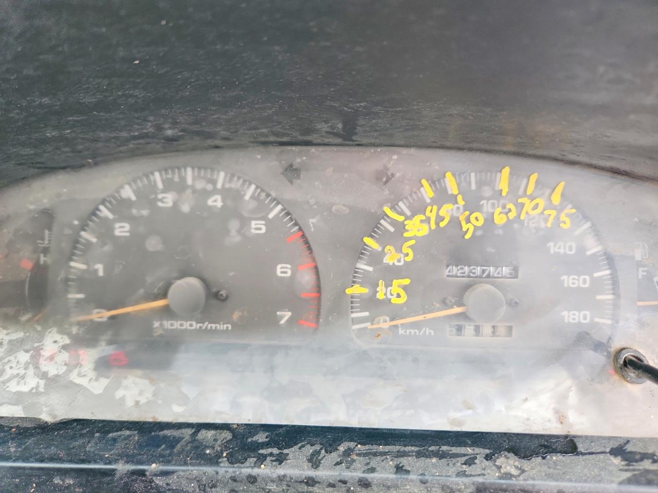 1996 TOYOTA HILUX