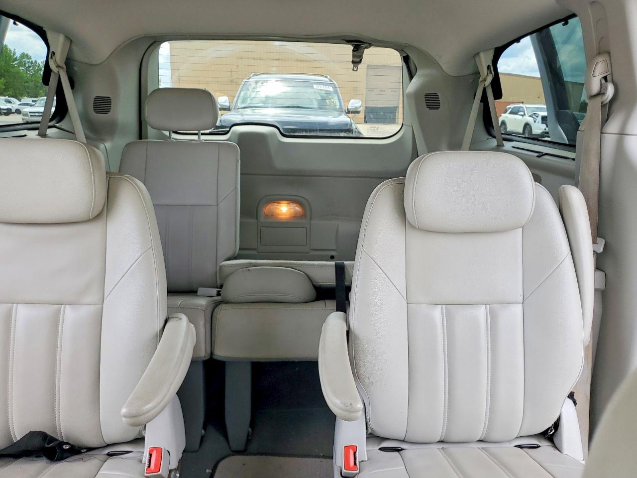 2008 CHRYSLER MINIVAN