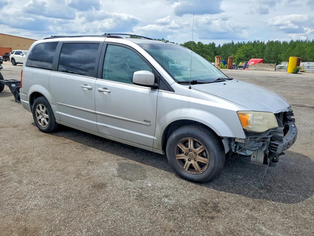 2008 CHRYSLER MINIVAN