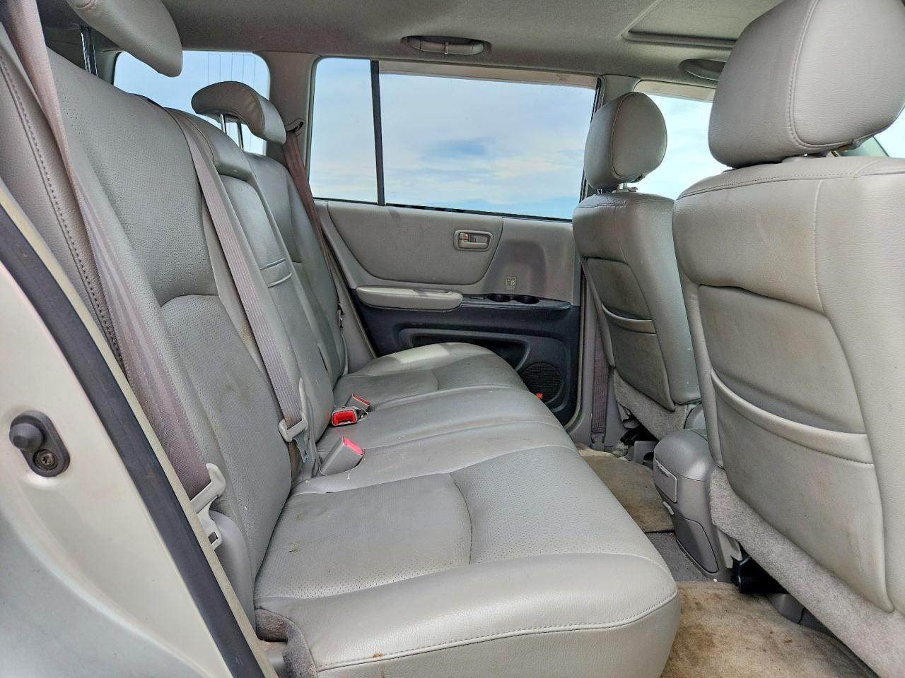 2006 TOYOTA HIGHLANDER