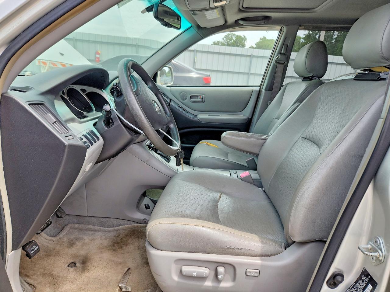 2006 TOYOTA HIGHLANDER