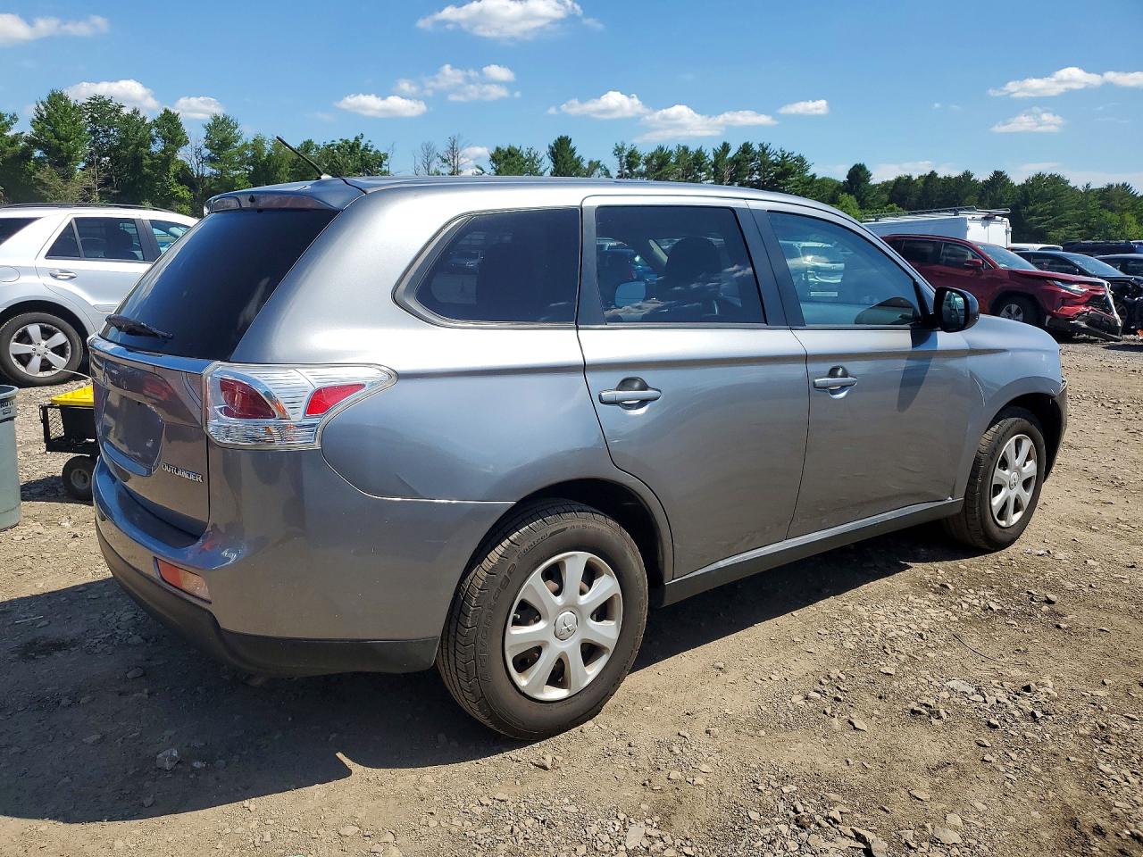 2014 MITSUBISHI OUTLANDER