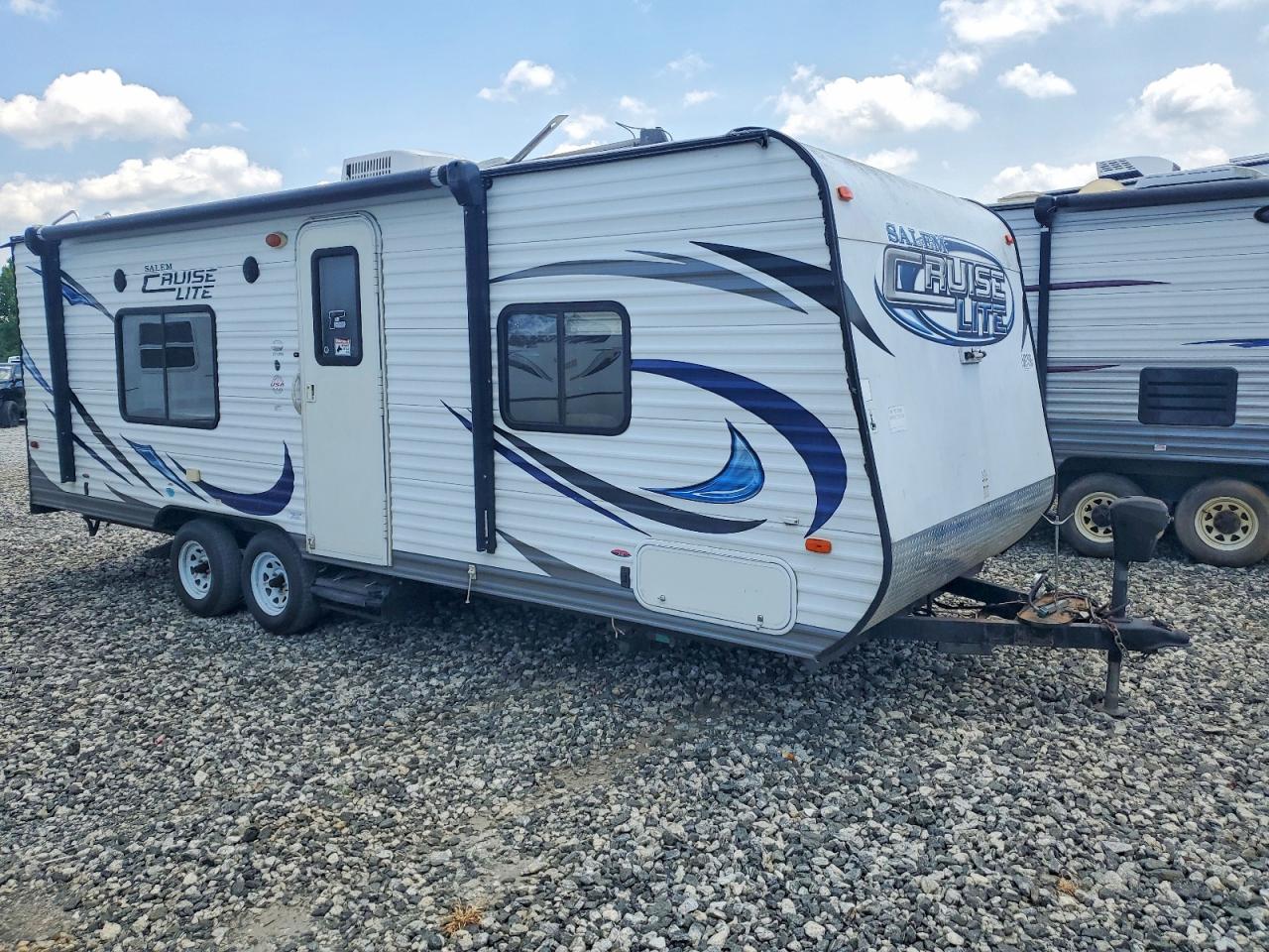 2013 FORESRIVER SALEM CRUI