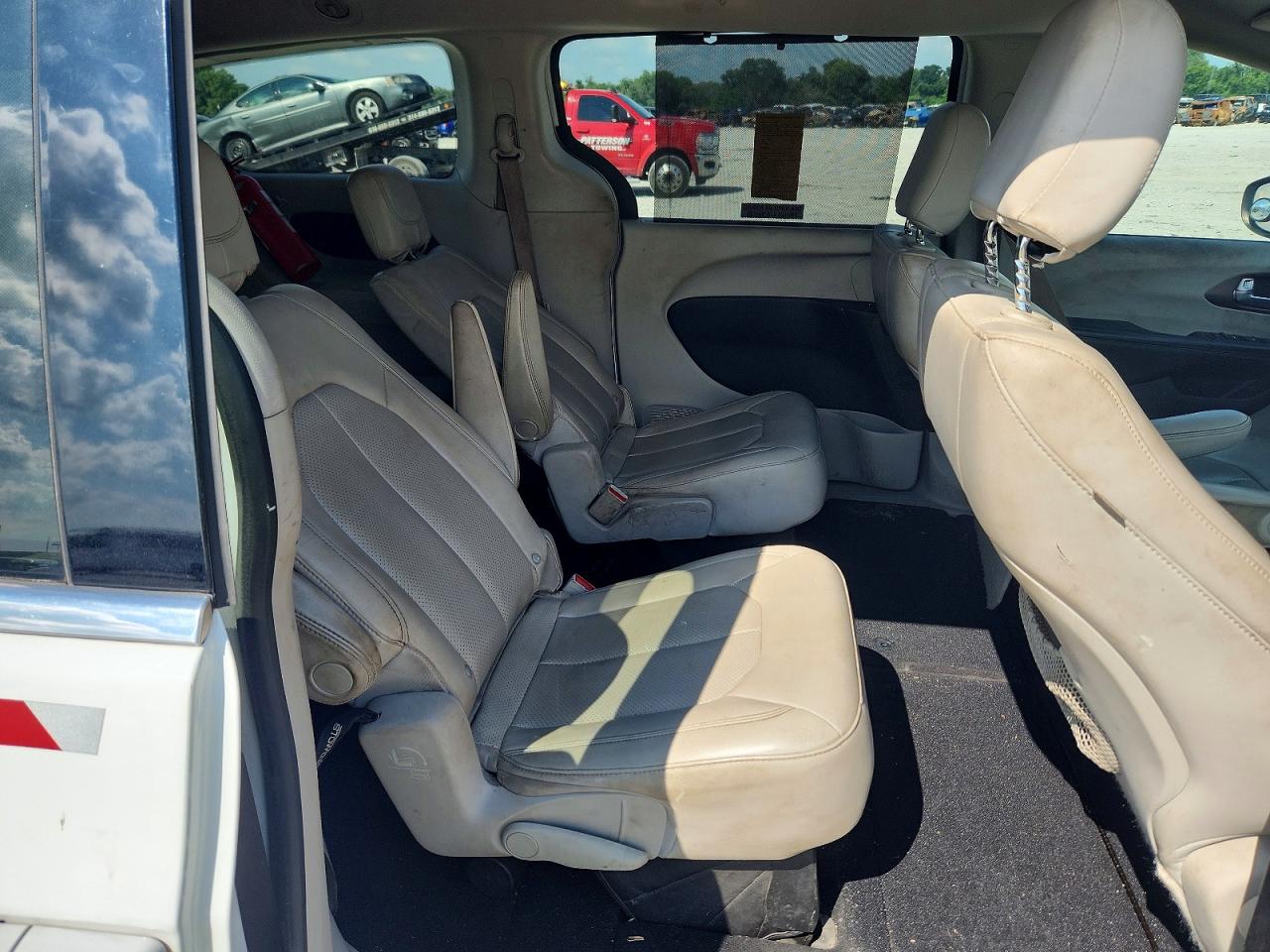 2021 CHRYSLER MINIVAN