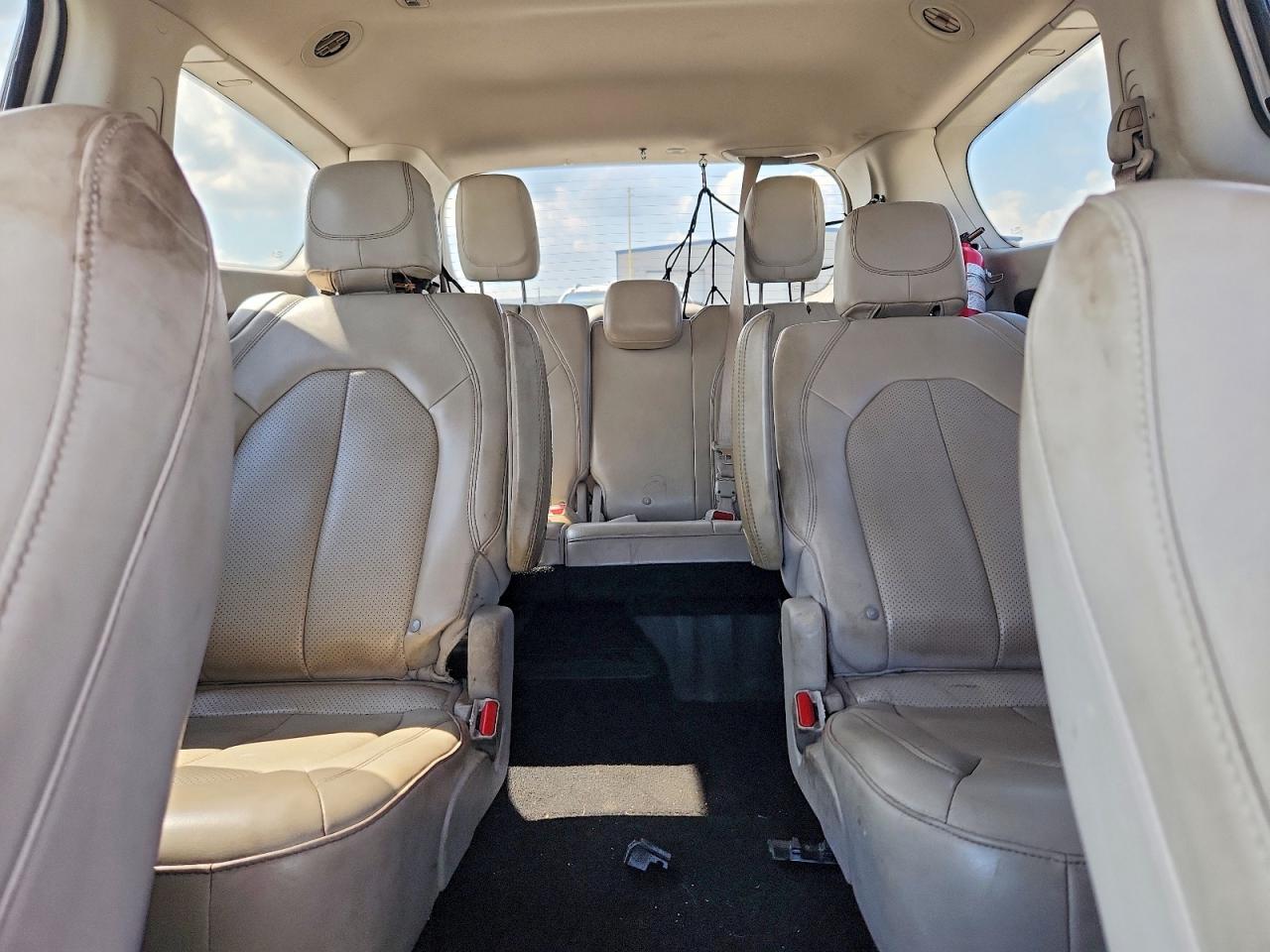 2021 CHRYSLER MINIVAN