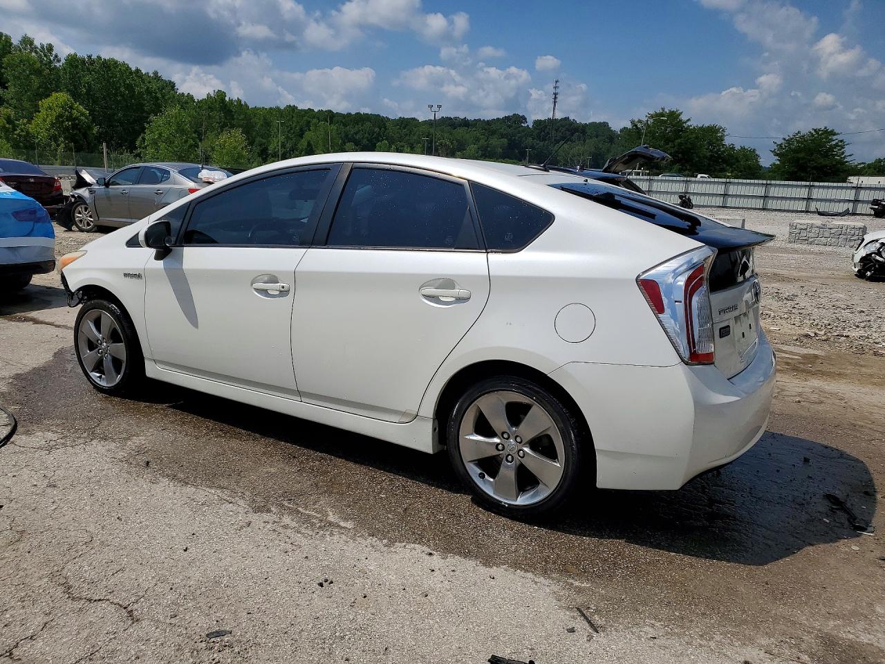 2013 TOYOTA PRIUS