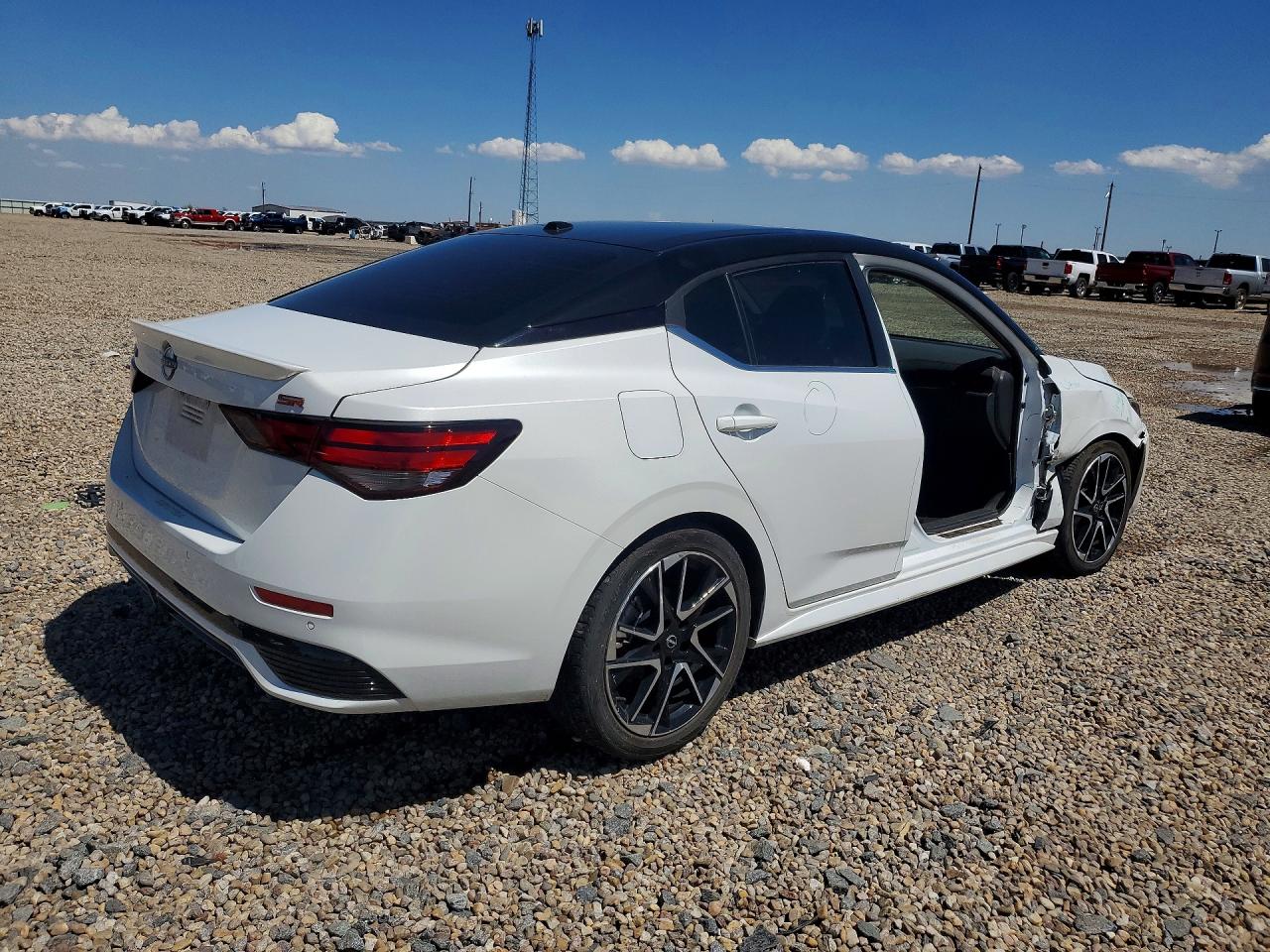 2024 NISSAN SENTRA