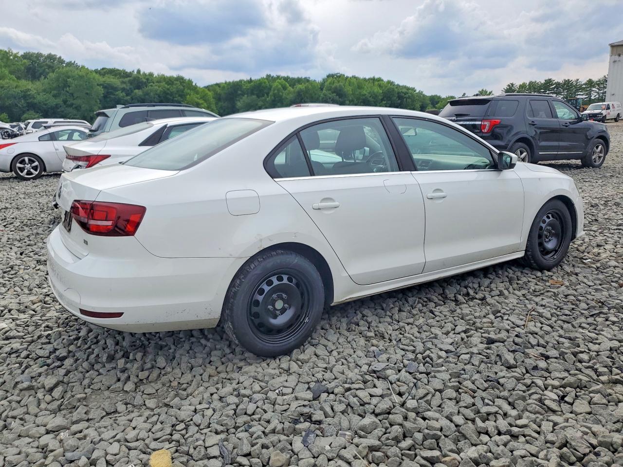 2017 VOLKSWAGEN JETTA