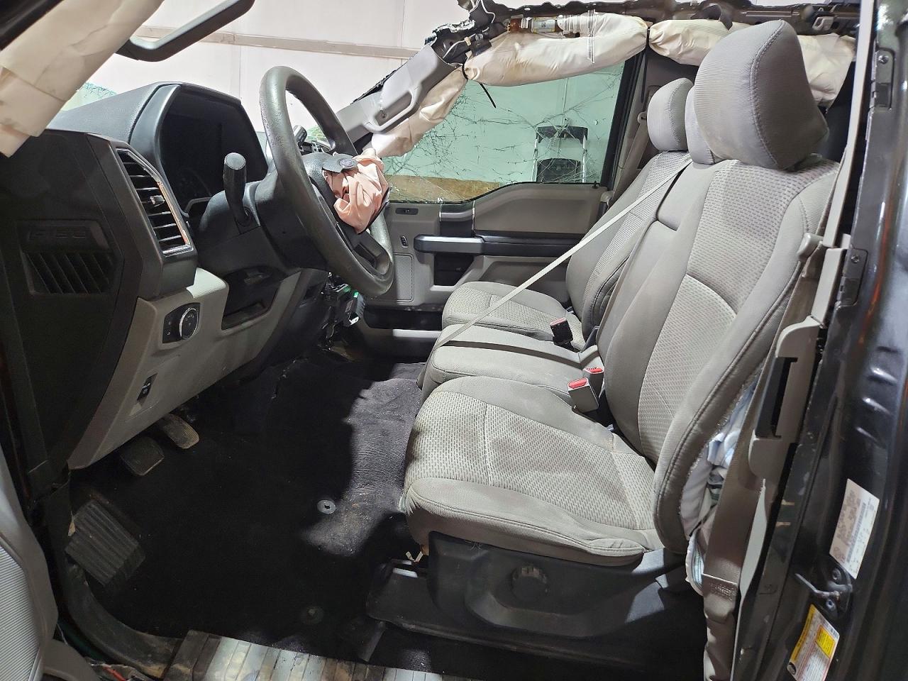 2016 FORD F150