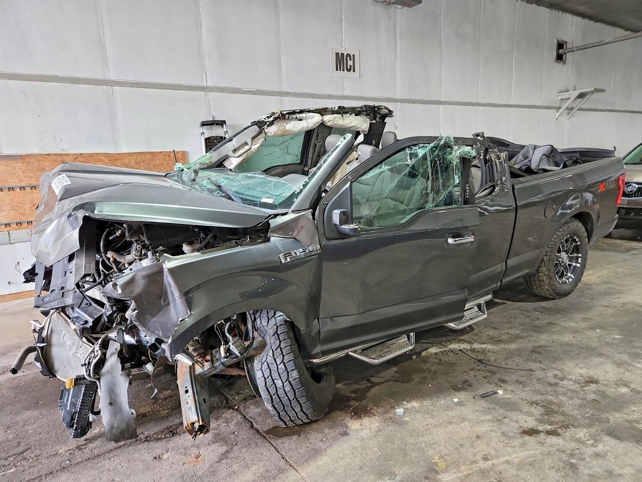 2016 FORD F150