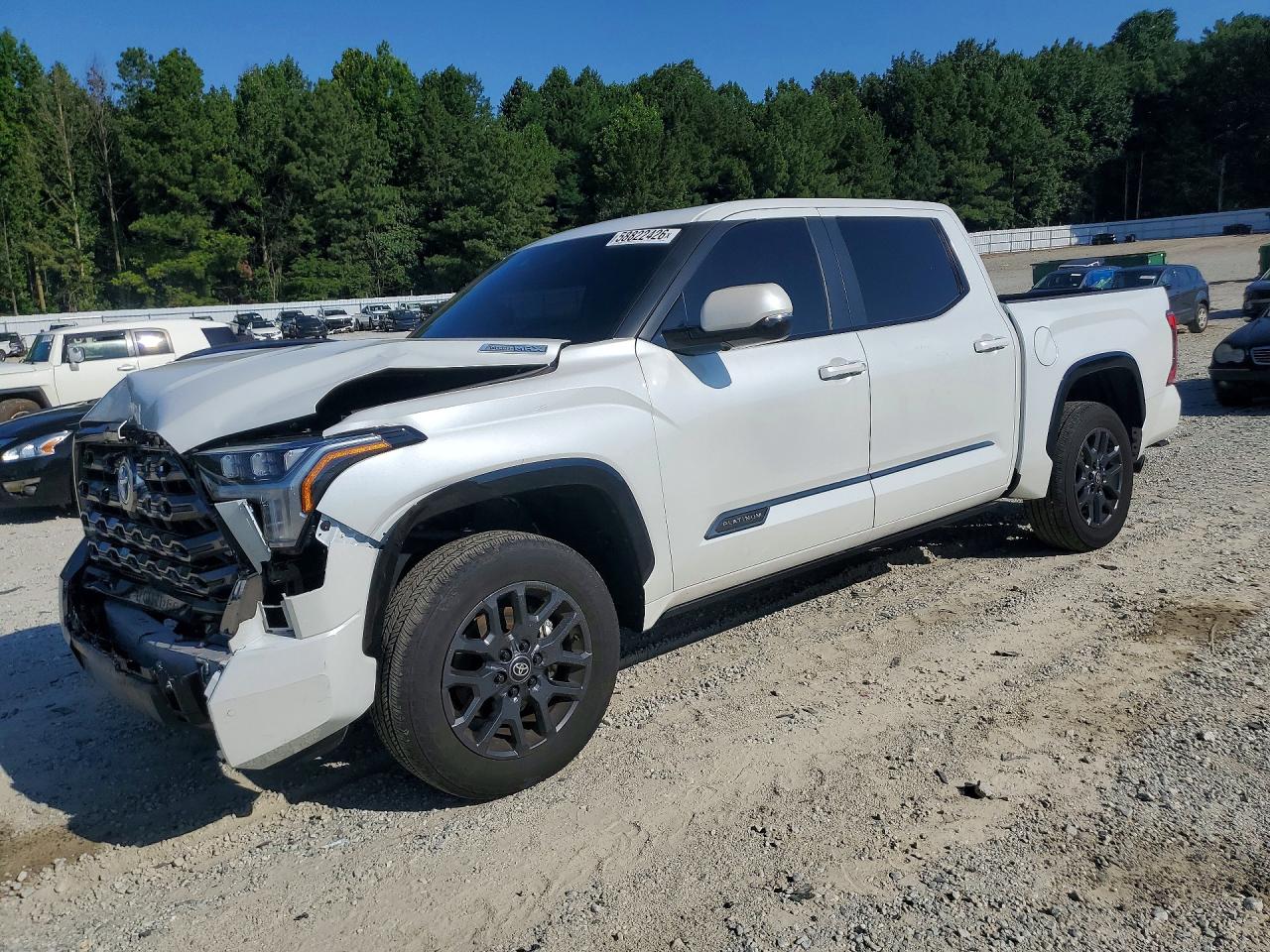 2025 TOYOTA TUNDRA