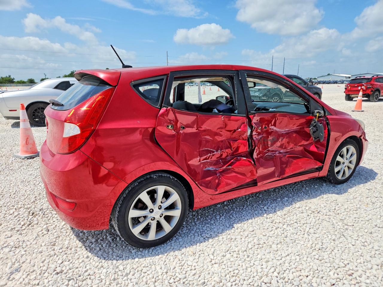 2012 HYUNDAI ACCENT