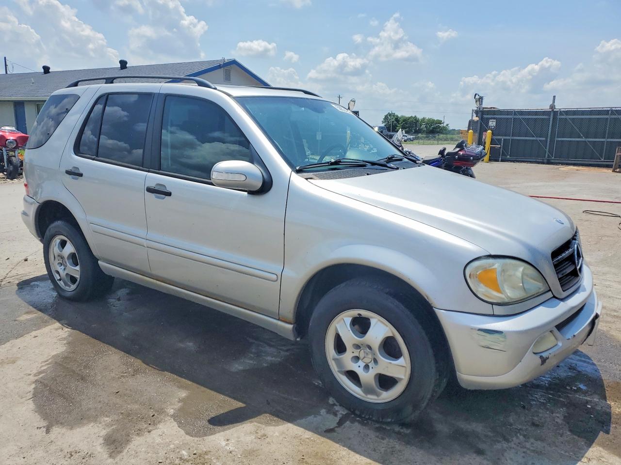 2002 MERCEDES-BENZ M-CLASS