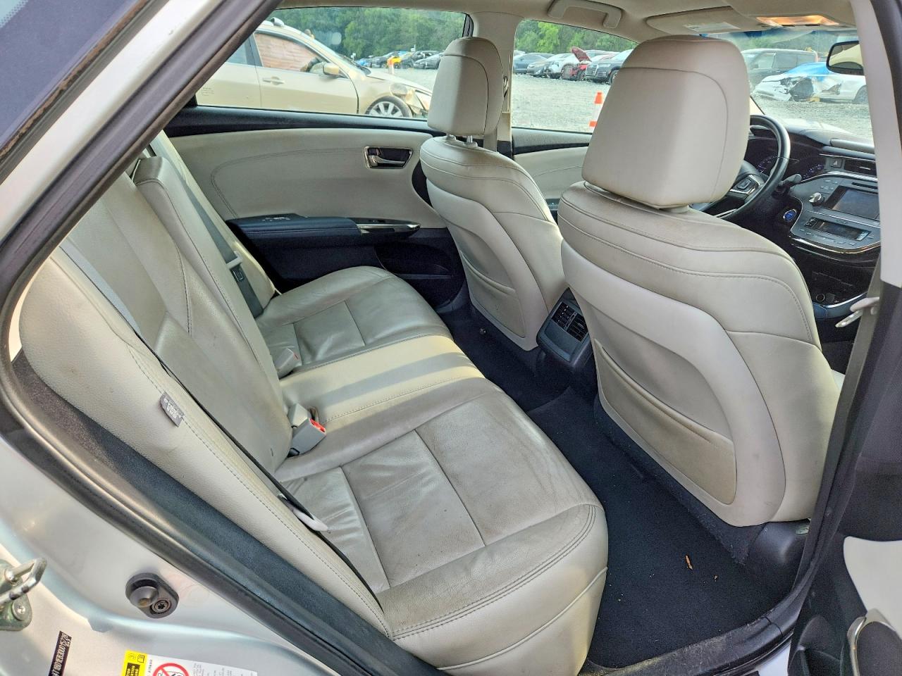 2013 TOYOTA AVALON
