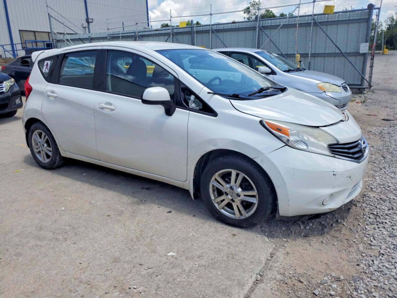 2014 NISSAN VERSA