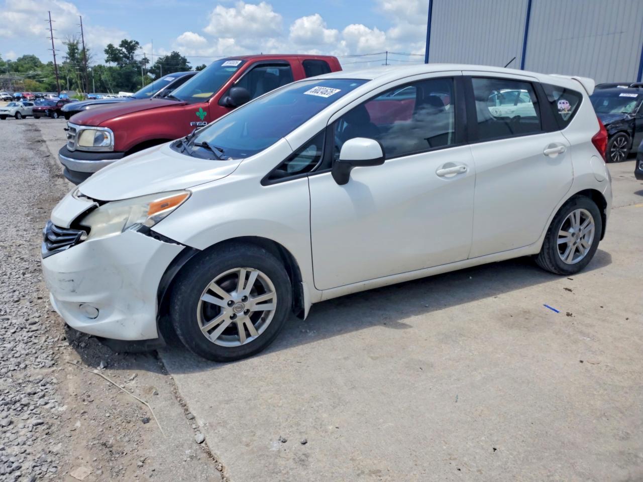 2014 NISSAN VERSA