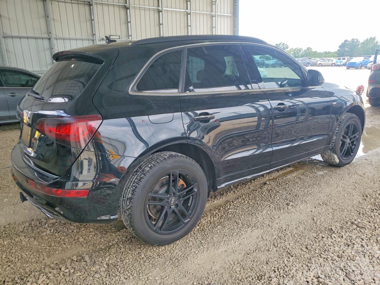 2015 AUDI Q5