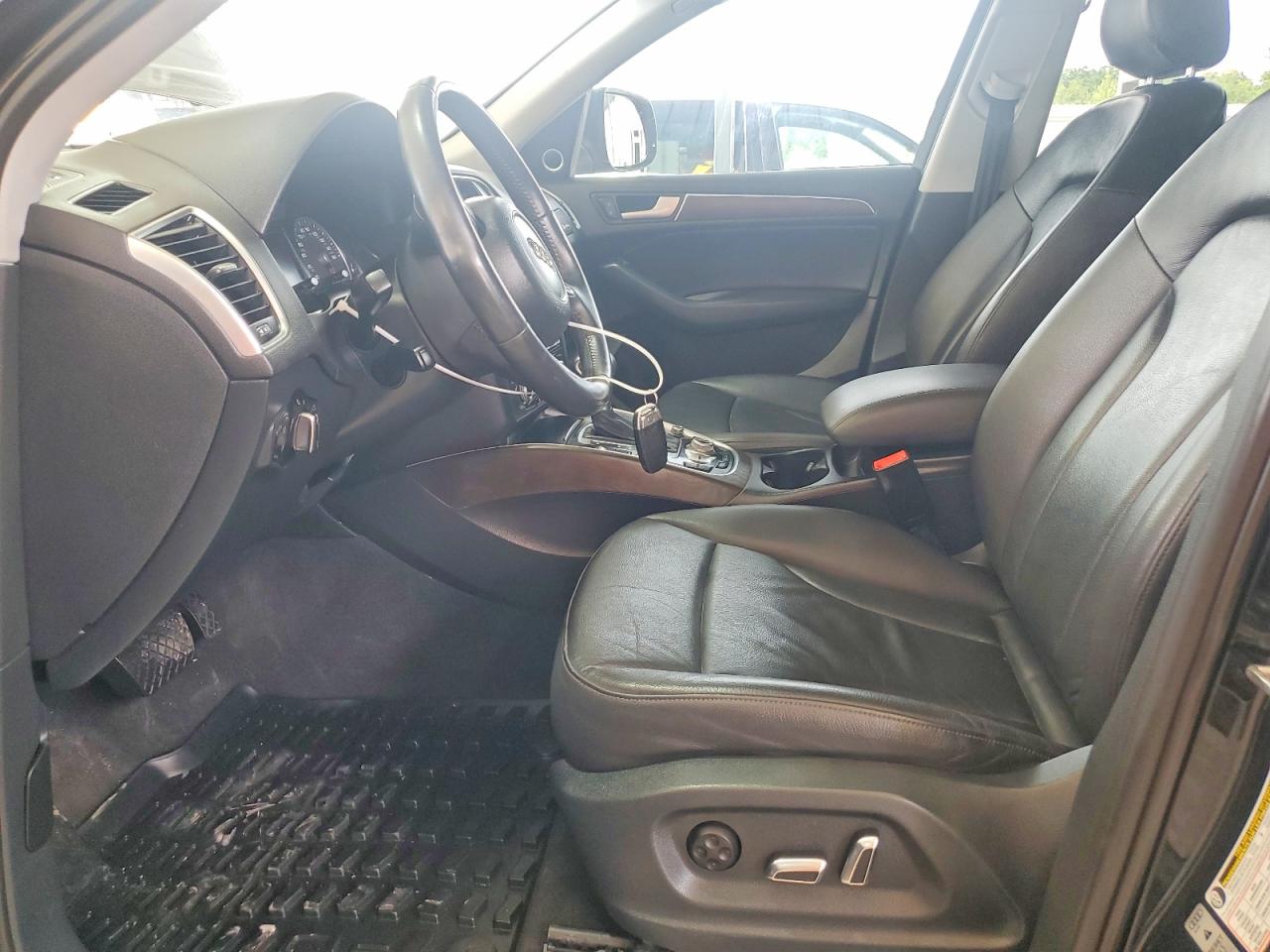 2015 AUDI Q5
