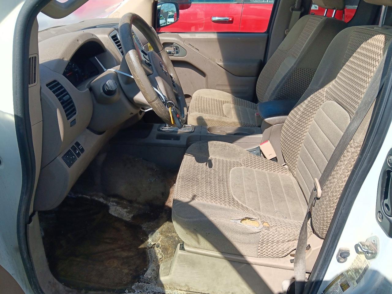 2016 NISSAN FRONTIER