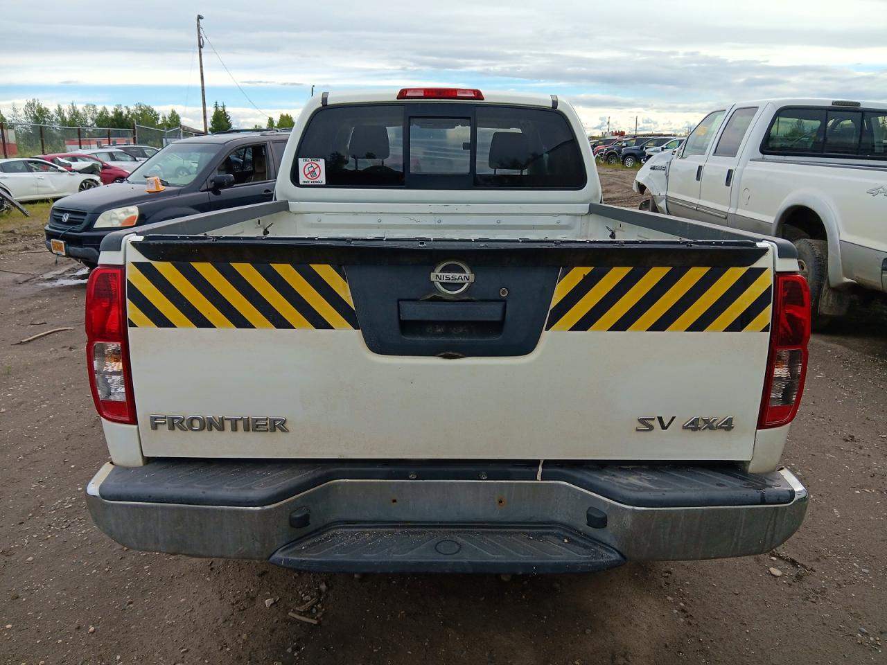 2016 NISSAN FRONTIER