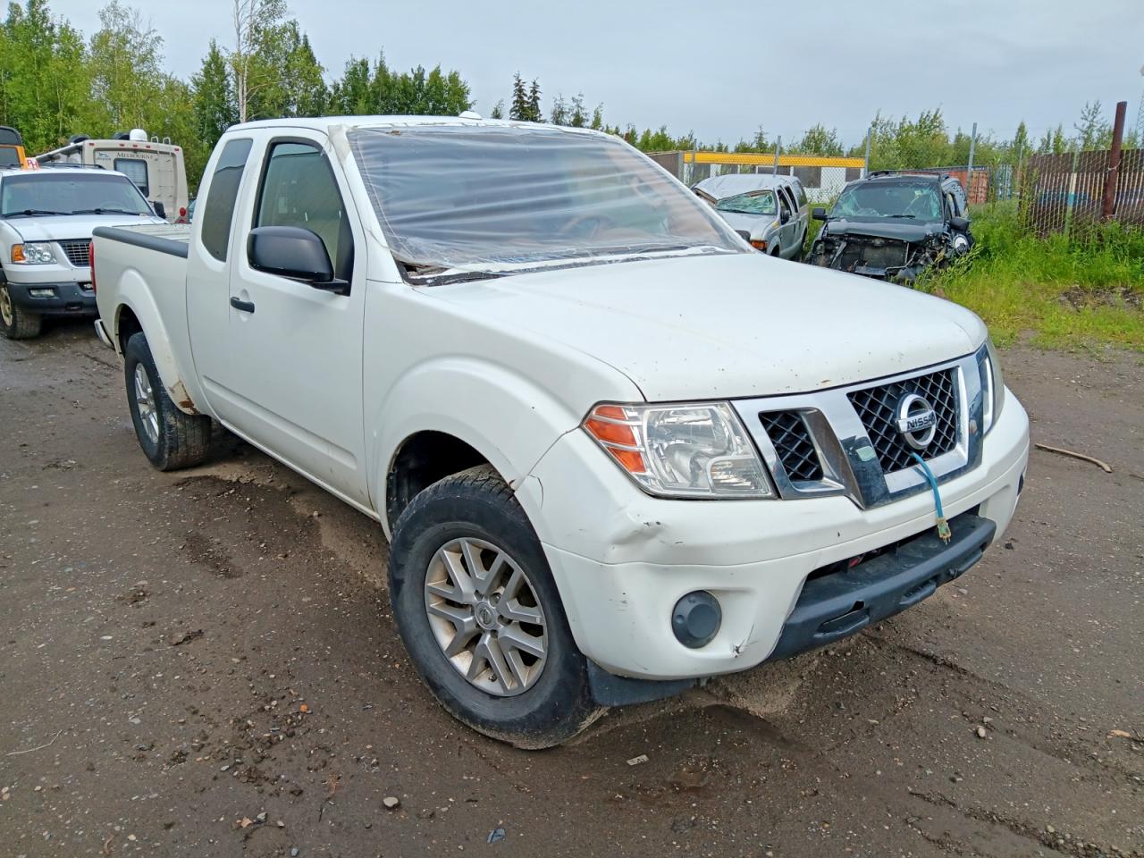 2016 NISSAN FRONTIER