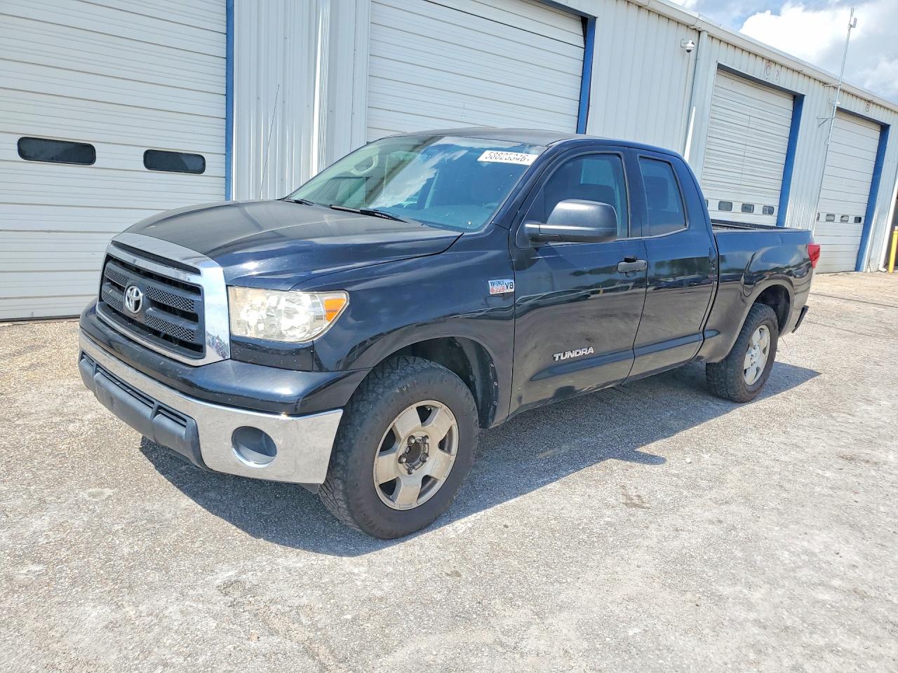 2013 TOYOTA TUNDRA