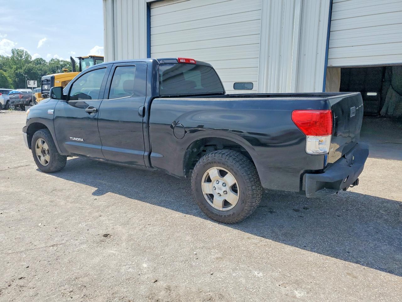 2013 TOYOTA TUNDRA