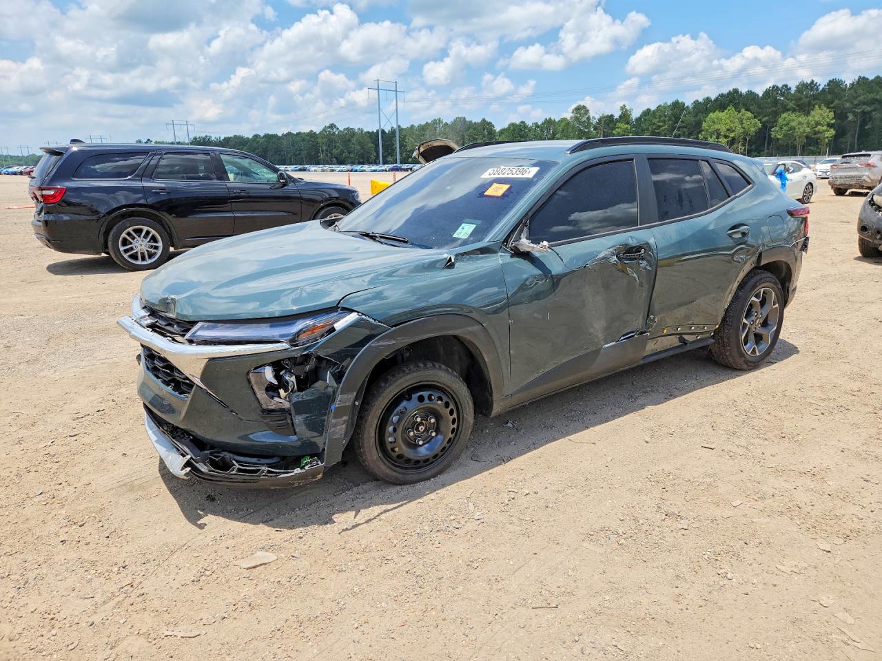 2025 CHEVROLET TRAX