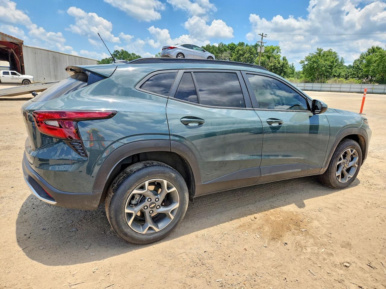 2025 CHEVROLET TRAX