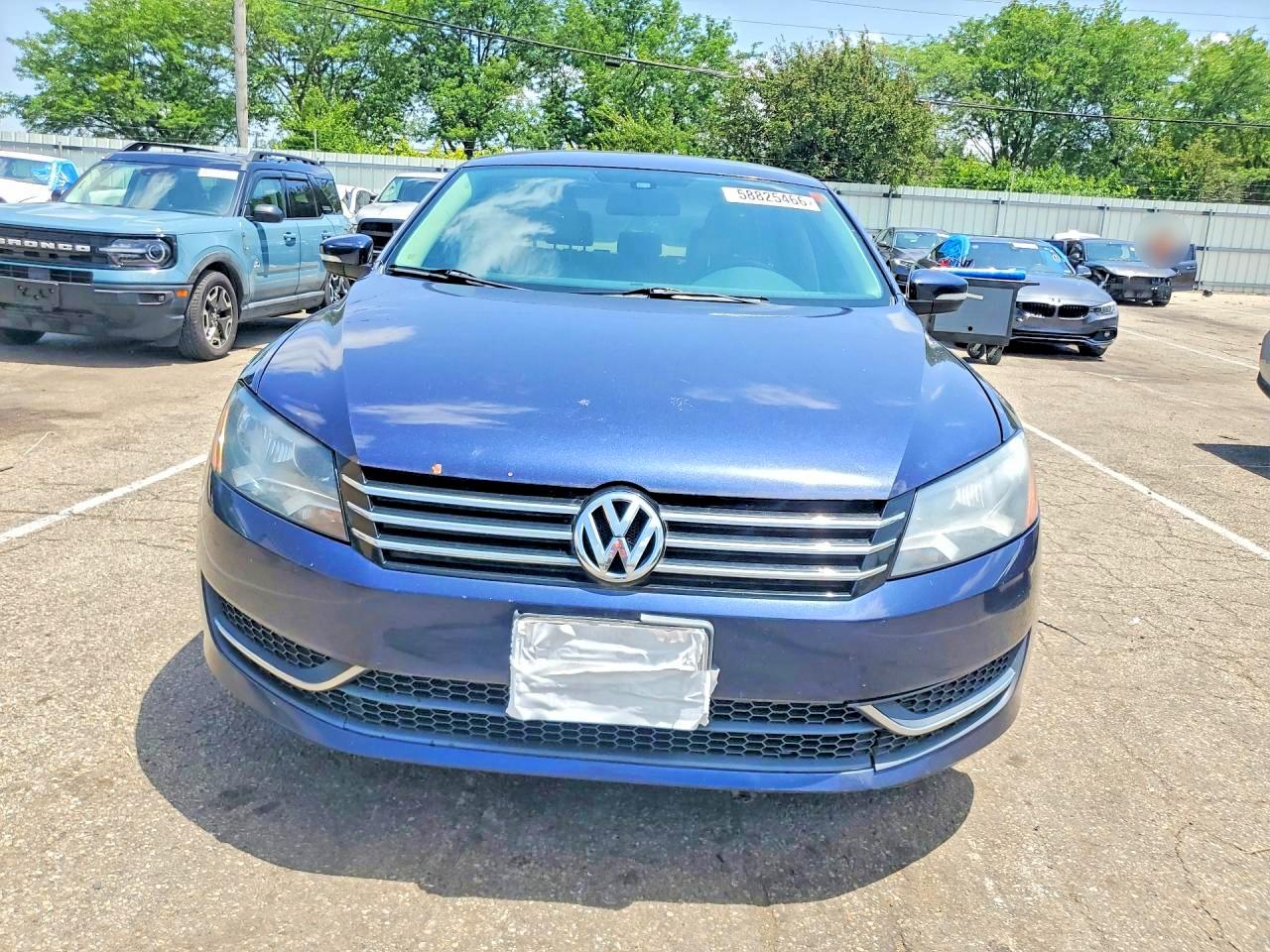2015 VOLKSWAGEN PASSAT