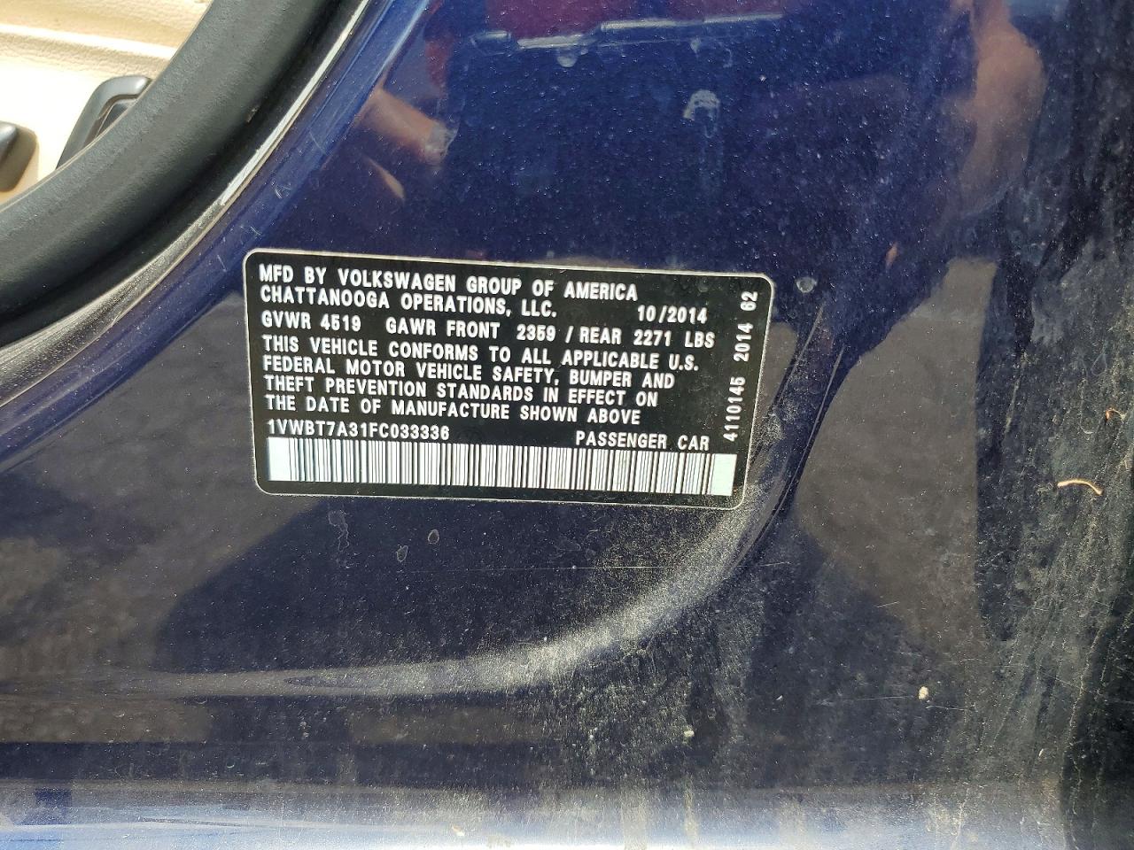 2015 VOLKSWAGEN PASSAT