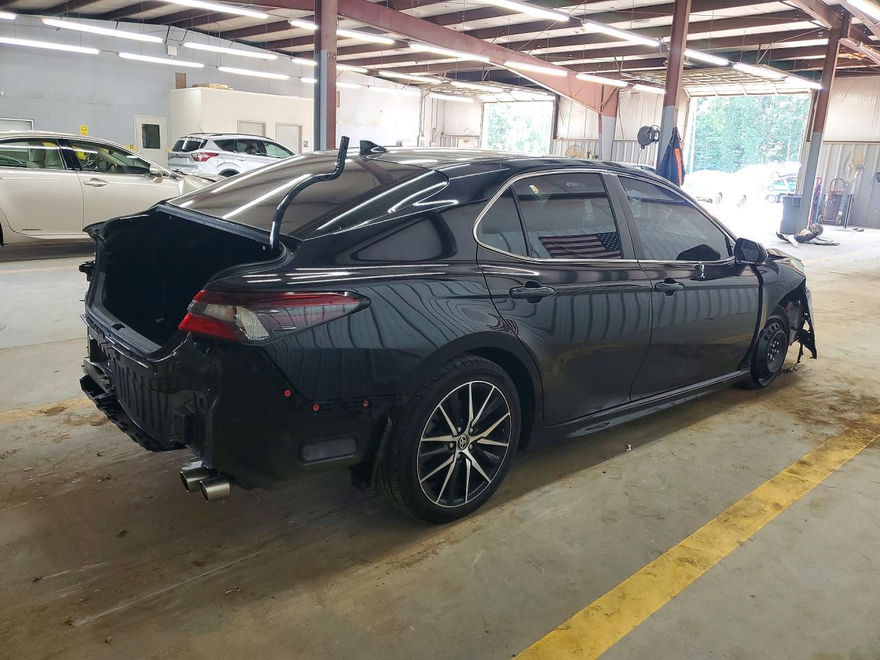 2023 TOYOTA CAMRY