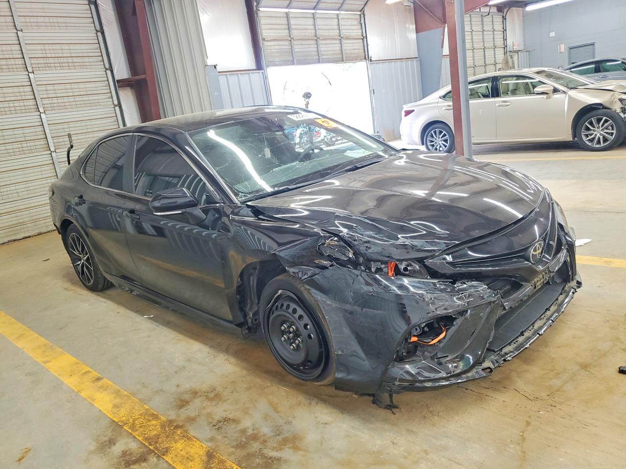 2023 TOYOTA CAMRY