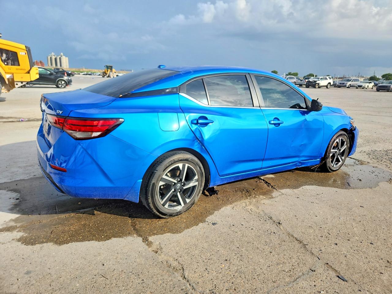 2024 NISSAN SENTRA