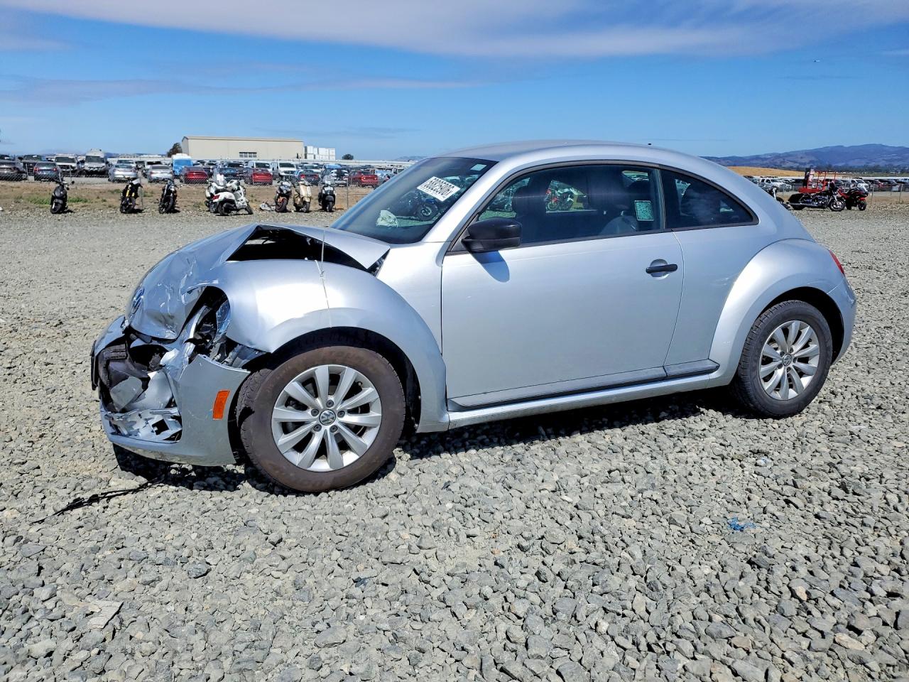 2013 VOLKSWAGEN BEETLE