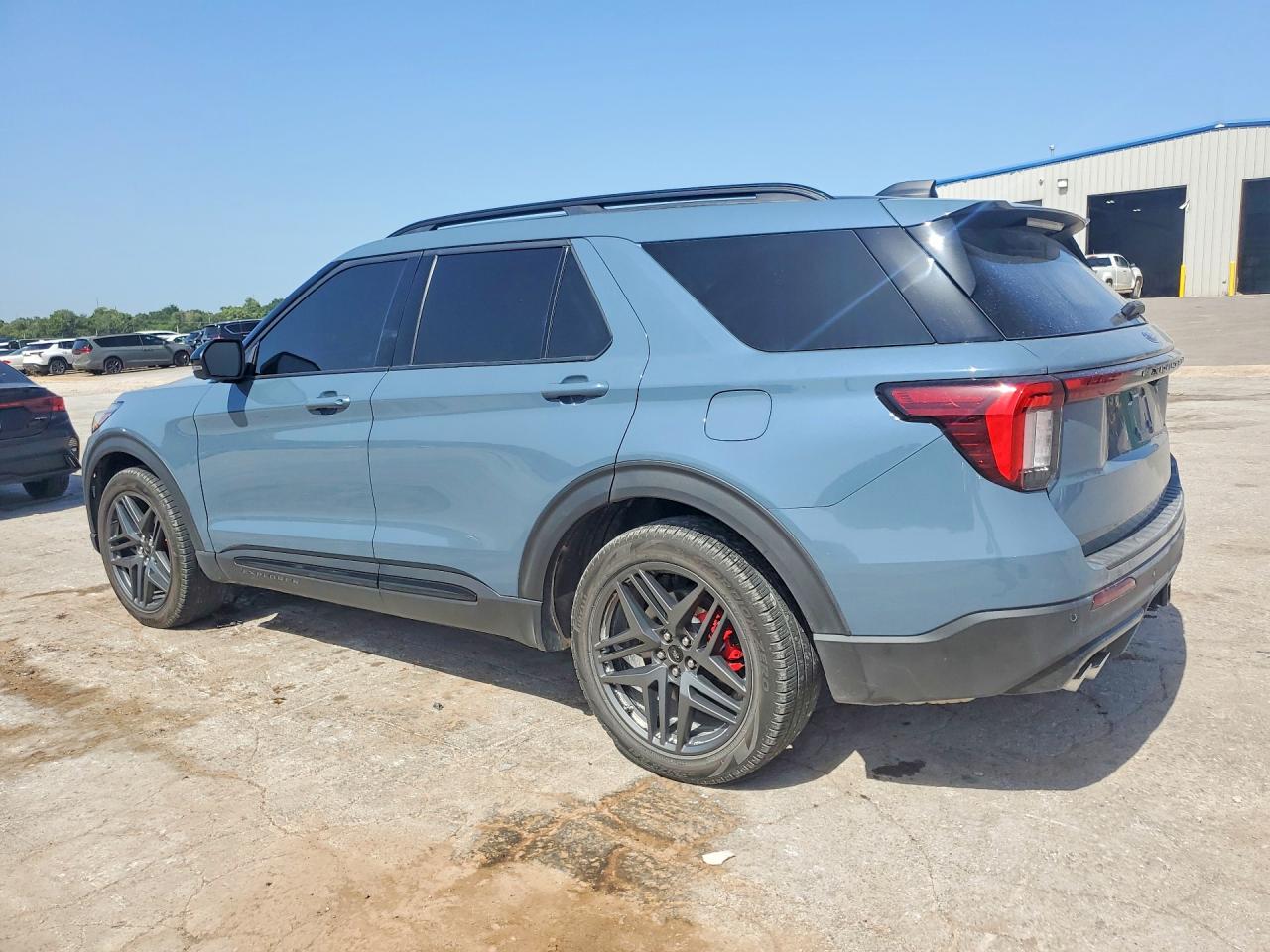 2025 FORD EXPLORER