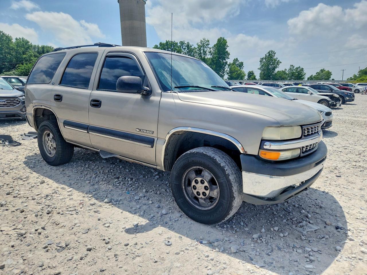 2001 CHEVROLET TAHOE