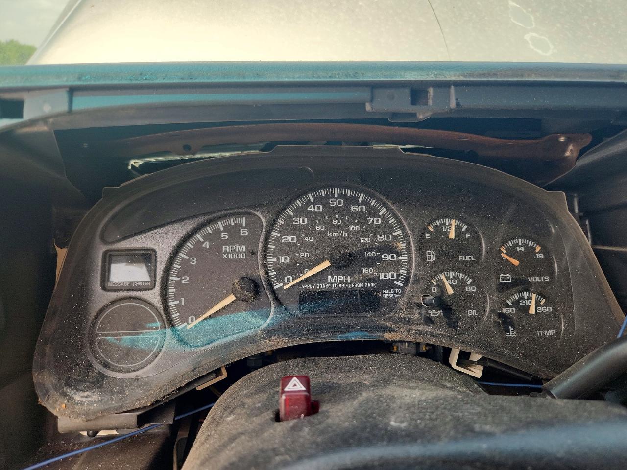 2001 CHEVROLET TAHOE