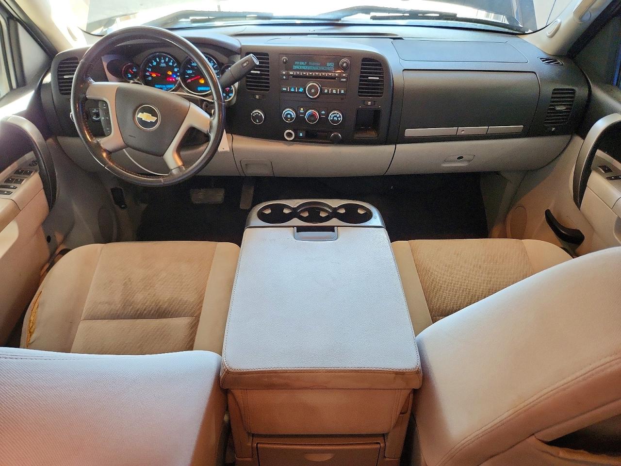 2011 CHEVROLET SILVERADO
