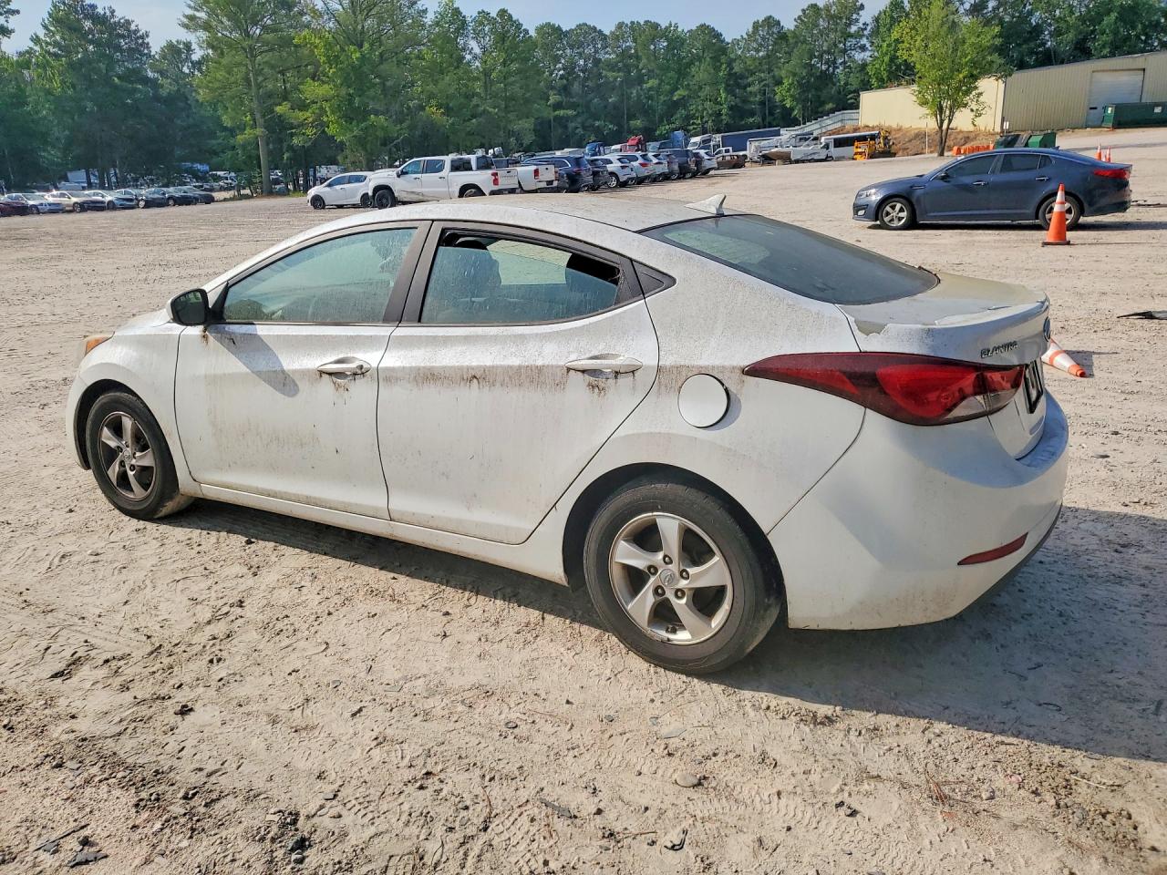 2015 HYUNDAI ELANTRA