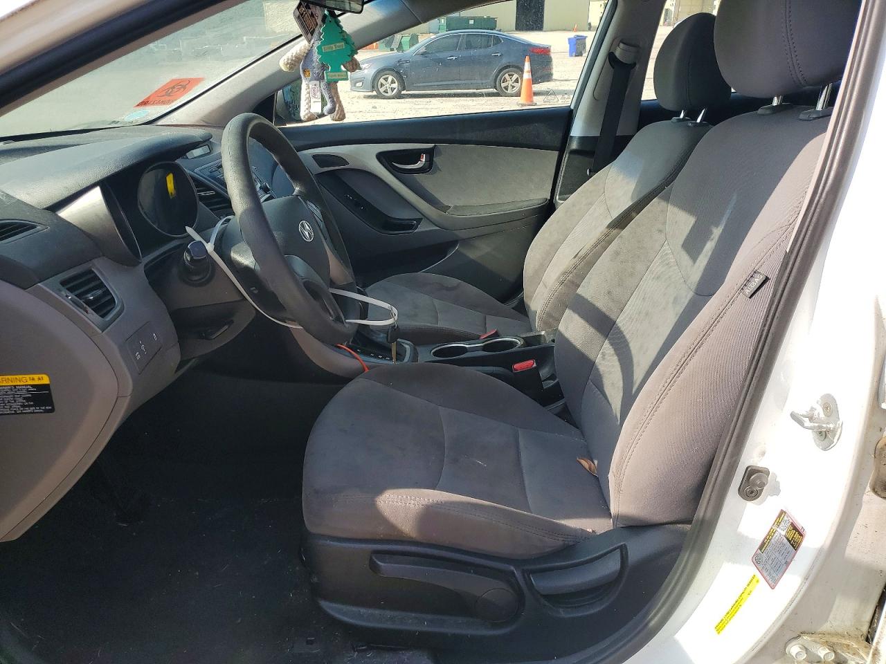 2015 HYUNDAI ELANTRA