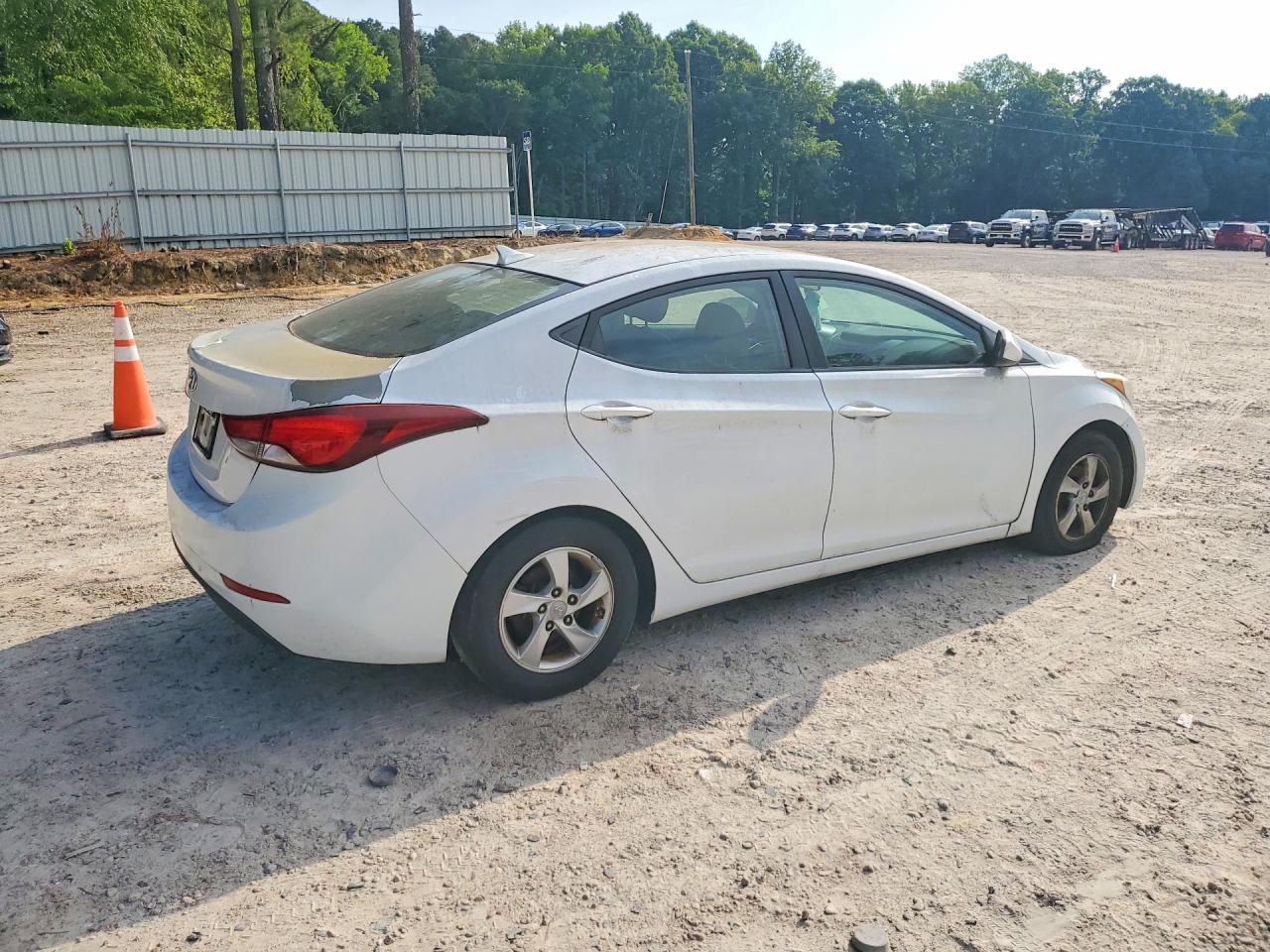 2015 HYUNDAI ELANTRA