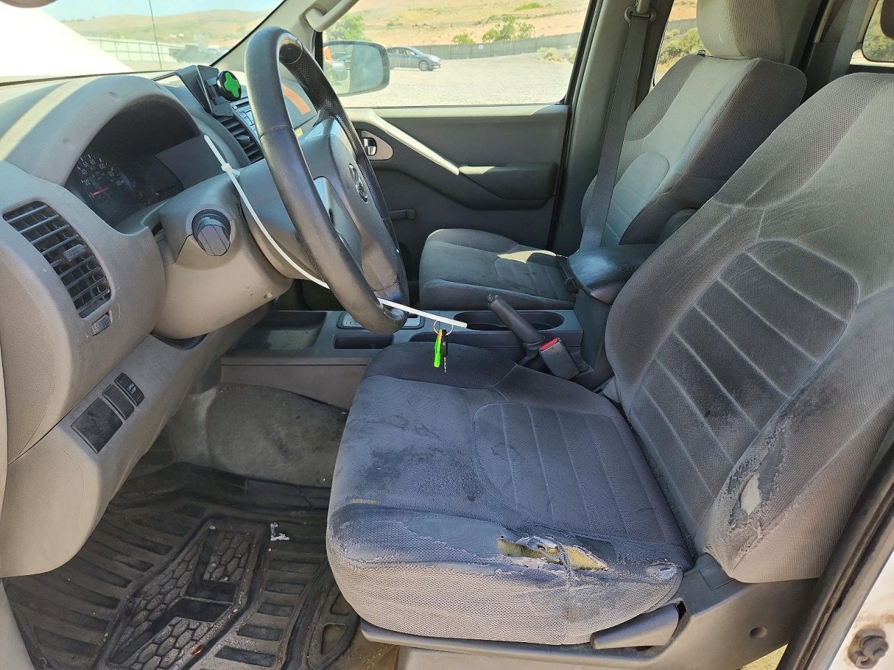 2013 NISSAN FRONTIER