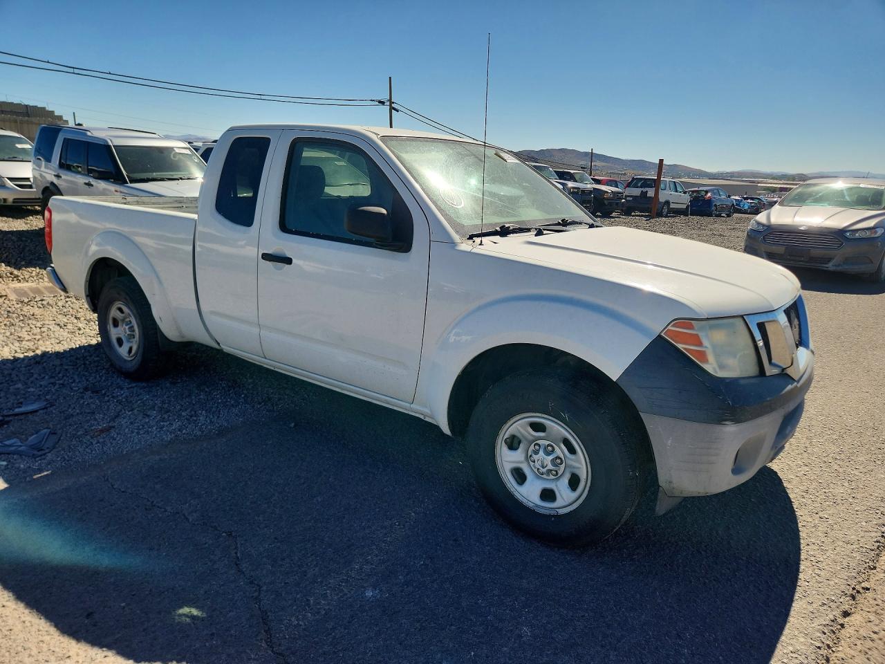 2013 NISSAN FRONTIER
